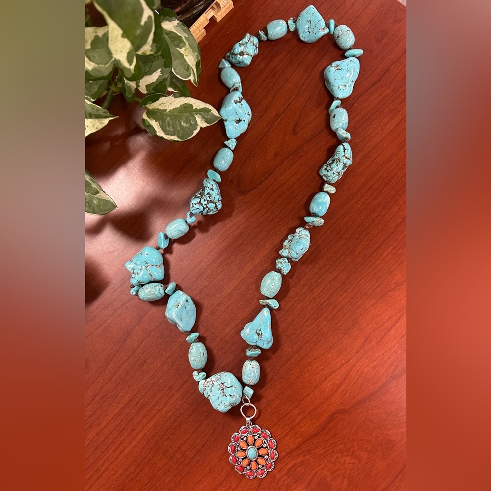 Summer perfect handmade necklace